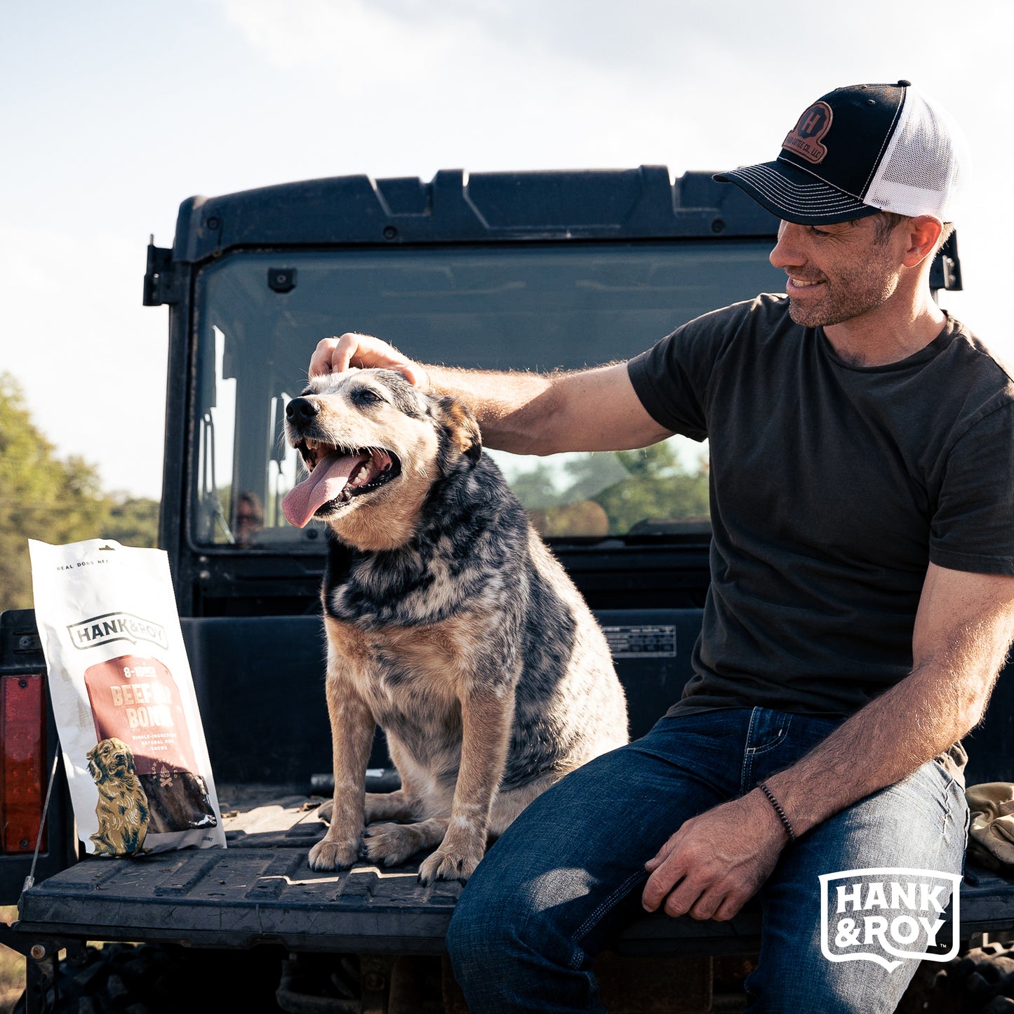 
                  
                    hank & roy - Blue Heeler with Farm Hand - beef_rib_bones_dog_chews_natural_best_original_treat_agressive_chewers_high_energy_large_dog_breed
                  
                